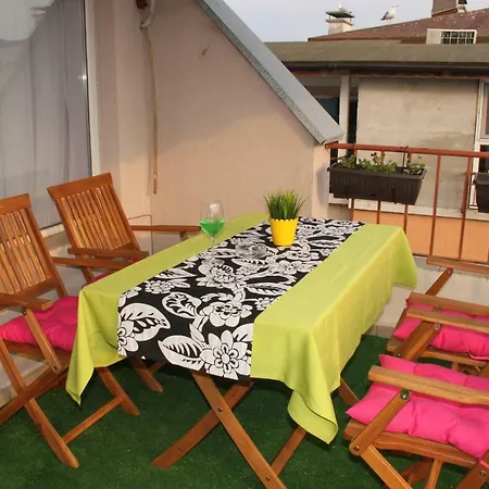 Διαμέρισμα Holiday With Terrace