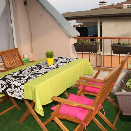 Holiday With Terrace Διαμέρισμα *